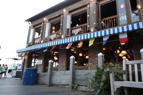 Boathouse key west - boathouse bar Key West, FL. Sort:Recommended. Price. Offers Delivery. Outdoor Seating. Good For Happy Hour. Music: Live. 1. Boat House Bar & Grill. 4.0. (100 reviews) Seafood. …